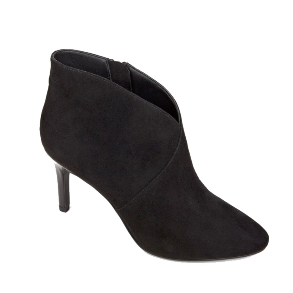 3,5’’ High heel Suede Bootie size 7 worn once